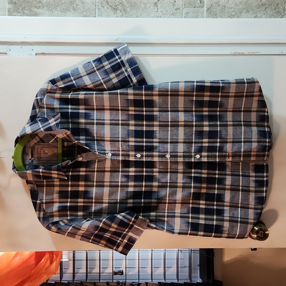 Guess Men's button-down shirt size M